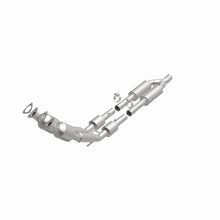 Load image into Gallery viewer, MagnaFlow 2006 Volkswagen Passat 3.6L Direct Fit Converter