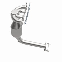 Load image into Gallery viewer, MagnaFlow 12-13 500 L4 1.4 OEM Manifold Direct Fit Converter