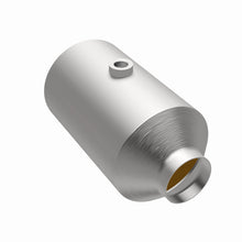 Load image into Gallery viewer, MagnaFlow 2.00in. Mid-Bed O2 CA Universal Converter