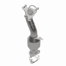 Load image into Gallery viewer, MagnaFlow 15-17 Chevrolet Colorado 2.5L Direct Fit Converter
