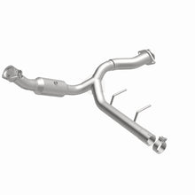 Load image into Gallery viewer, MagnaFlow 15-17 Ford F-150 5.0L Direct Fit Converter