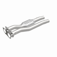 Load image into Gallery viewer, MagnaFlow 96-99 Chevy C2500 Suburban 7.4L Direct Fit Converter