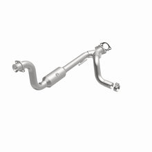 Load image into Gallery viewer, MagnaFlow 07-09 Chrysler Aspen 5.7L Direct Fit Converter