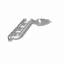 Load image into Gallery viewer, MagnaFlow 2004 Nissan Titan 5.6L Direct Fit Converter