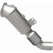 Load image into Gallery viewer, MagnaFlow 19-22 BMW X5 Front Underbody 3L Direct Fit Converter