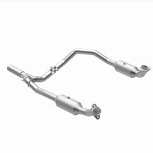 Load image into Gallery viewer, MagnaFlow 17-18 Ford E-350 6.8L Direct Fit Converter