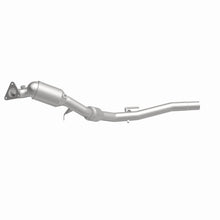 Load image into Gallery viewer, MagnaFlow 11-17 Volkswagen Touareg 3.6L Direct Fit Converter