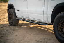 Load image into Gallery viewer, DV8 Offroad 19-25 RAM 1500 Crew Cab OE Plus Side Steps - Black Steel