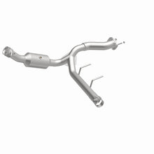 Load image into Gallery viewer, MagnaFlow 2021 Ford F-150 Right Underbody 5L Direct Fit Converter