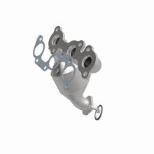 Load image into Gallery viewer, MagnaFlow 04-06 Toyota Sienna 3.3L Direct Fit Converter