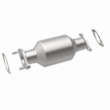 Load image into Gallery viewer, MagnaFlow 11-12 Sedona 3.5L Underbody Direct Fit Converter