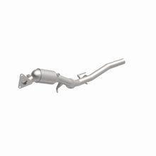 Load image into Gallery viewer, MagnaFlow 11-17 Volkswagen Touareg 3.6L Direct Fit Converter