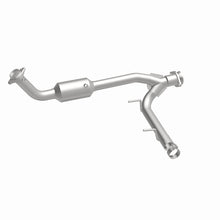 Load image into Gallery viewer, MagnaFlow 2005 Lincoln Navigator 5.4L Direct Fit Converter