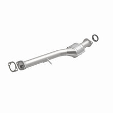 Load image into Gallery viewer, MagnaFlow Direct Fit Catalytic Converter 2006-2007 Subaru Impreza 2.5L
