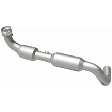 Load image into Gallery viewer, MagnaFlow 03-04 Ford Expedition 5.4L Direct Fit Converter