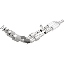 Load image into Gallery viewer, MagnaFlow 06-08 Volkswagen Passat 3.6L Direct Fit Converter