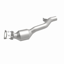 Load image into Gallery viewer, MagnaFlow 10-11 Cayenne V8 4.8 OEM Underbody Direct Fit Converter