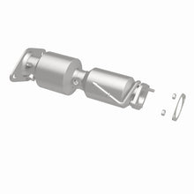 Load image into Gallery viewer, MagnaFlow Direct Fit Catalytic Converter 13-15 Hyundai Veloster 1.6L Underbody
