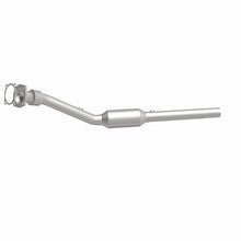 Load image into Gallery viewer, MagnaFlow 04-05 Volkswagen Jetta 1.8L Direct Fit Converter