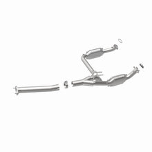 Load image into Gallery viewer, MagnaFlow 03-06 Chevrolet Express 1500 4.3L Direct Fit Converter