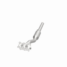 Load image into Gallery viewer, MagnaFlow 98-01 Volkswagen Beetle 2.0L Direct Fit Converter