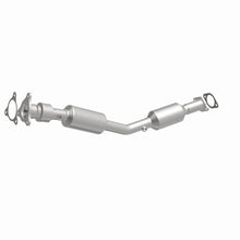 Load image into Gallery viewer, MagnaFlow 08-11 Chevrolet HHR 2.2L Direct Fit Converter