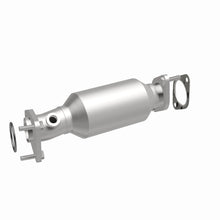 Load image into Gallery viewer, MagnaFlow 05-06 Nissan Pathfinder 4.0L Direct Fit Converter