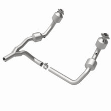 Load image into Gallery viewer, MagnaFlow Direct Fit Catalytic Converter 07-09 Jeep Wrangler 3.8L