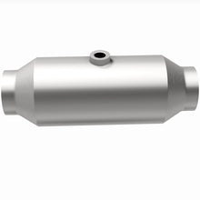 Load image into Gallery viewer, MagnaFlow Universal Catalytic Converter 2.5in CA Spun Mid-Bed