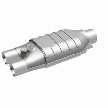 Load image into Gallery viewer, MagnaFlow 2.5in./2in. S/D CAOBDII Universal Converter