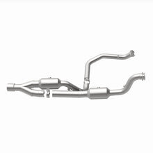 Load image into Gallery viewer, Magnaflow 15-16 Ram 2500 6.4L California Grade CARB Compliant DF Catalytic Converter