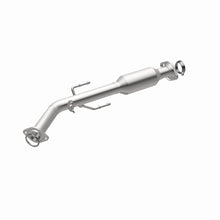 Load image into Gallery viewer, MagnaFlow 01-03 Toyota Sienna 3.0L Direct Fit Converter
