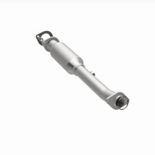 Load image into Gallery viewer, MagnaFlow 05-06 Nissan Titan 5.6L Direct Fit Converter