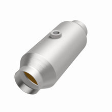 Load image into Gallery viewer, MagnaFlow Universal Catalytic Converter 2.50 1/O2 CA 5in Spun CA