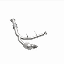 Load image into Gallery viewer, MagnaFlow 18-21 Ford Expedition Right Underbody 3.5L Direct Fit Catalytic Converter