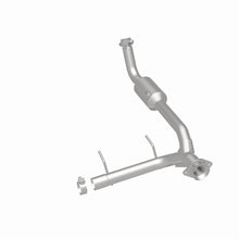 Load image into Gallery viewer, MagnaFlow 2005 Lincoln Navigator 5.4L Direct Fit Converter