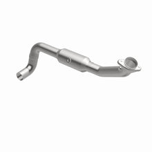 Load image into Gallery viewer, MagnaFlow 07-08 Ford F-150 4.6L Direct Fit Converter
