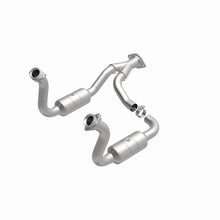 Load image into Gallery viewer, MagnaFlow 08-10 Ford F-250 Super Duty 5.4L Direct Fit Converter