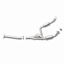 Load image into Gallery viewer, MagnaFlow 04-05 Chevrolet Express 1500 5.3L Direct Fit Converter