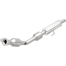 Load image into Gallery viewer, MagnaFlow 07-11 Toyota Yaris 1.5L Direct Fit Converter