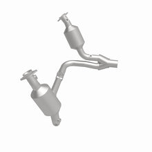 Load image into Gallery viewer, MagnaFlow 2006 Jeep Grand Cherokee 4.7L Direct Fit Converter