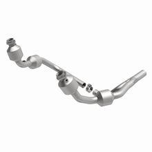Load image into Gallery viewer, MagnaFlow Direct Fit Catalytic Converter 07-09 Jeep Wrangler 3.8L