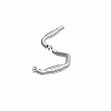 Load image into Gallery viewer, MagnaFlow 2006 Chevrolet Express 2500 4.8L Direct Fit Converter