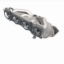 Load image into Gallery viewer, MagnaFlow 17-20 Nissan Rogue Sport Single Manifold 2L Direct Fit Converter