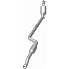 Load image into Gallery viewer, MagnaFlow 2011 C300 V6 3 OEM Underbody Direct Fit Converter
