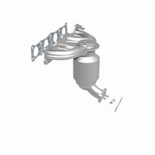 Load image into Gallery viewer, MagnaFlow Direct Fit Catalytic Converter 11-13 Kia Sorento 2.4L Manifold