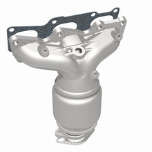Load image into Gallery viewer, Magnaflow 07-10 Kia Sedona 3.8L California Grade CARB Compliant DF Manifold Catalytic Converter