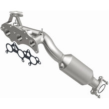 Load image into Gallery viewer, MagnaFlow 2013 FJ Cruiser V6 4 OEM Manifold Direct Fit Converter