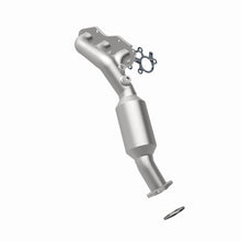 Load image into Gallery viewer, MagnaFlow 06-08 IS250 V6 2.5 OEM Manifold Direct Fit Converter