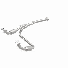 Load image into Gallery viewer, MagnaFlow 04-05 Chevrolet Express 1500 5.3L Direct Fit Converter